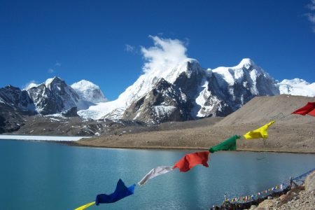 9 NIGHT / 10 DAYS — ( 3 GANGTOK + 2 LACHUNG + 2 PELLING + 2 DARJEELING) – 3 STAR